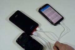 EM-Reviews_Bateria_Externa_ 2_Puertos_Power_Bank0065