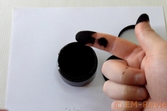 EM-Reviews_Blanqueador_Dental_de_Carbon_Activado_PUPOW5924