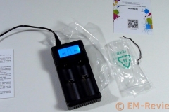 EM-Reviews_Cargador_de_bateria_USB_Pantalla_LCD_iEGrow6205