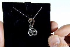 EM-Reviews_Dancing_Heart_Beso_de_Cisne_Collar_Mujer3886