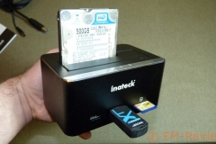 EM-Reviews_Dock Sata+SD+USB31876