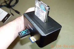 EM-Reviews_Dock Sata+SD+USB31877
