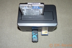 EM-Reviews_Dock Sata+SD+USB31881