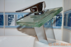 EM-Reviews_grifo_led_monomando2709