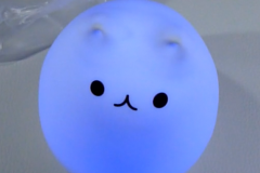 EM-Reviews_Lampara-Led RGB_Gato-Silicona0973
