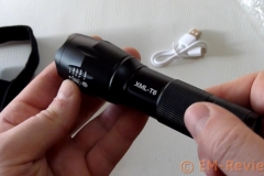 EM-Reviews_Linterna_Led_recargable_por_USB_Aukelly5957