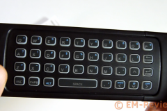 EM-Reviews_Mini_Teclado_de_Control_Remoto_y_Raton2714