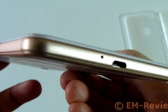 EM-Reviews_Uhans_S34177