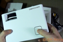 EM-Reviews_Proyector_Mini_LED_portátil3194