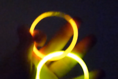 EM-Reviews_Pulseras_fluorescentes0651