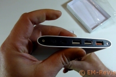 EM-Reviews_Sunvito_20000mAh_Bateria_Externa_Portatil0232