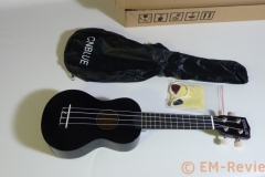 EM-Reviews_Ukelele_Soprano_Cnblue3137