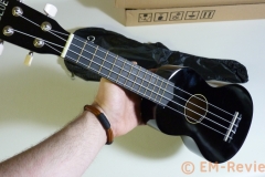 EM-Reviews_Ukelele_Soprano_Cnblue3138