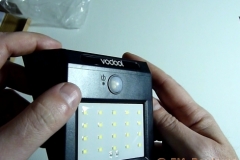 EM-Reviews_Vodool_20_LED_Impermeable_Lampara_de_pared0132